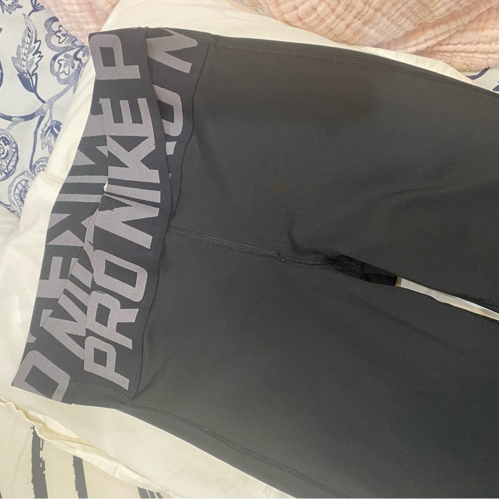Nike Pro Crop Spandex